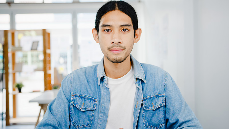 奈良県でプロフィールの撮影が可能なカメラマン「3L CRAFT [きままPhoto] - 齊藤 賢一」の作例画像